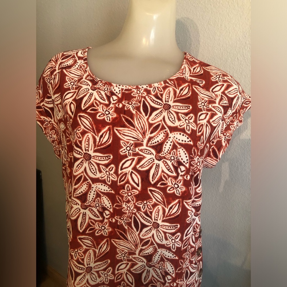 Floral Print Women's Top - Red and White